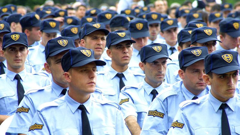 Rriten pagat e policëve, ja për sa denarë