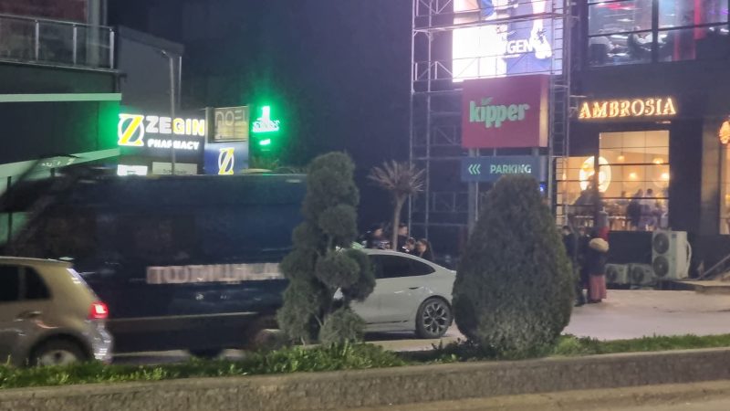Grupi “Vojvodët” përsëri sulmojnë disa të rinj në Tetovë