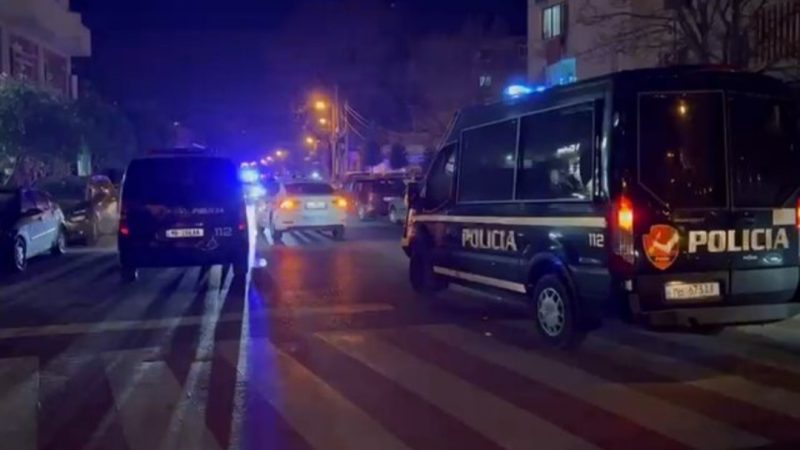 Tragjike/ 19 vjeçari gjendet i pajetë nga familjarët e tij