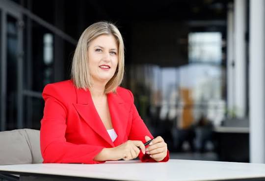 “Shteti nuk mori masa ndaj pikave të karburantit”/ Ja ministrja që i ka në kompetenca derivatet e naftës