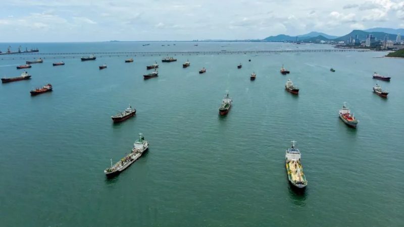 Armëpushim SHBA-Iran, do të hapet Ngushtica e Hormuzit, bien çmimet e naftës