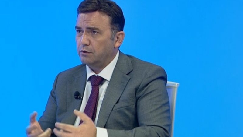 “Shqiptarët pa portier”, Osmani numëron tre arsyet se përse maqedonasit mendojnë se tani mund të rrëzojnë themelet e shtetit