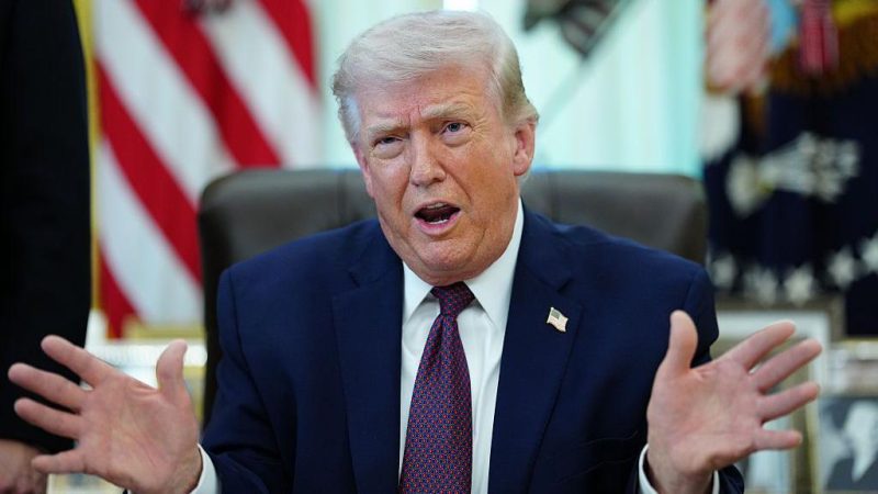 Po i afrohet afati Iranit, ja çfarë thotë Trumpi