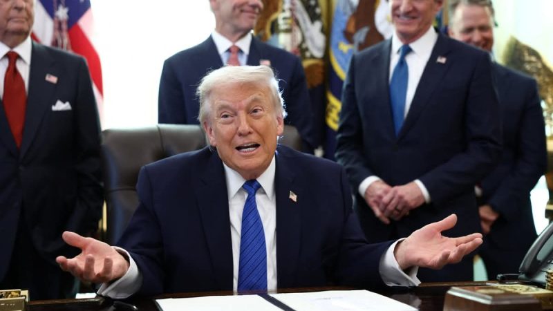Nuk dua të dukem 10 kg më i rëndë”, Trump shpjegon pse nuk mban jelek antiplumb
