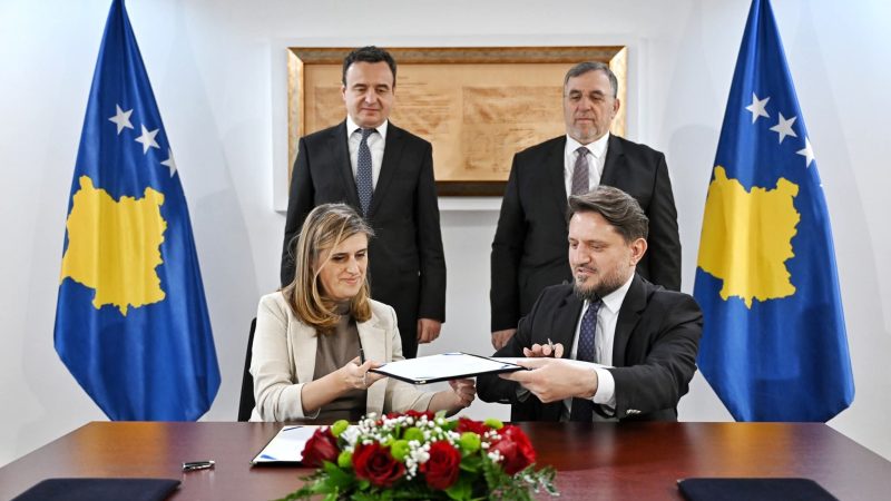 Albin Kurti e bën realitet, nënshkruhet marrëveshja: Xhamia e Ibrit do të rindërtohet