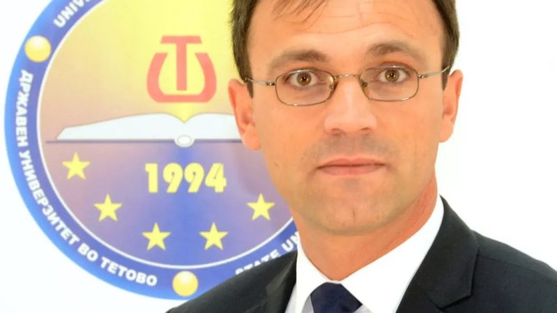 Fehari Ramadani zyrtarizoi kandidaturën për rektor të UT-së