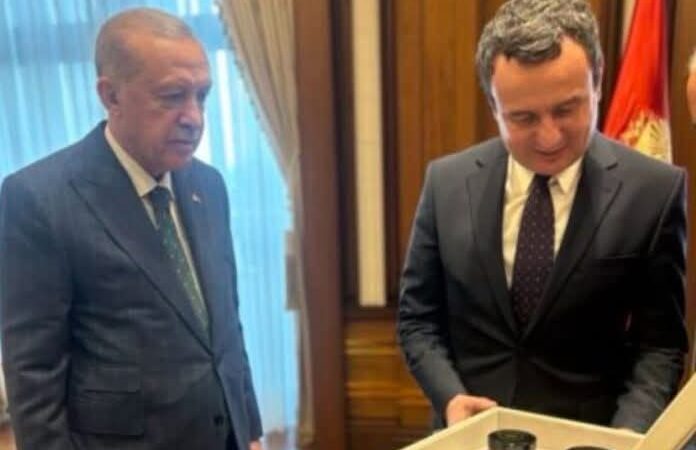 Ish-shefi i FSK-së: Erdogan “blindon” Kosovën me armatim ushtarak