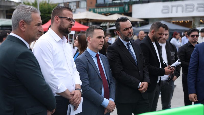 Daut Memishi pjesë e Ditës së Hapur të Shkollave të Mesme në Tetovë