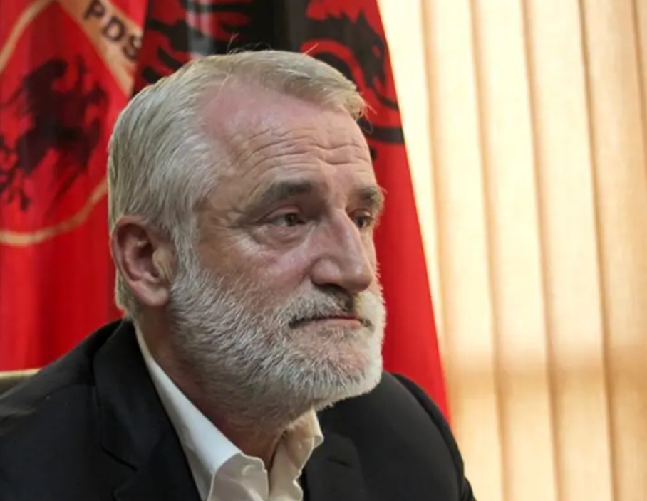 Menduh Thaçi  Ahmeti është takuar tinza disa herë me Mickoskin  më informuan nga VMRO ja