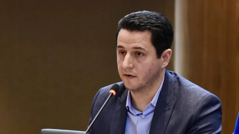 Valbon Limani: Vozis “Ford Fiesta” (VIDEO)