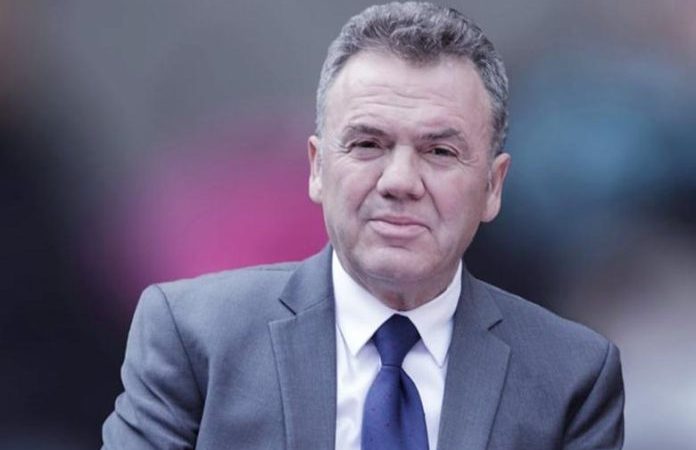 Ilir Shaqiri mbështet studentët në Shkup: Gjuha shqipe më e shenjtë se shenjtëria