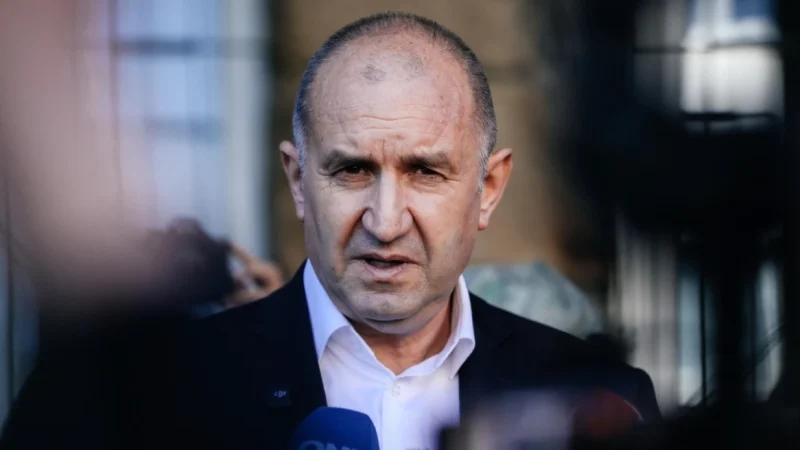 Me 124 vota “pro”, u zgjodh qeveria e re e Bullgarisë, e kryesuar nga Rumen Radev