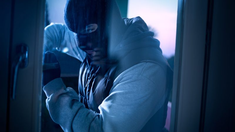 Grabitje në bankë – persona të maskuar vodhën rreth 200 mijë euro, ja detajet