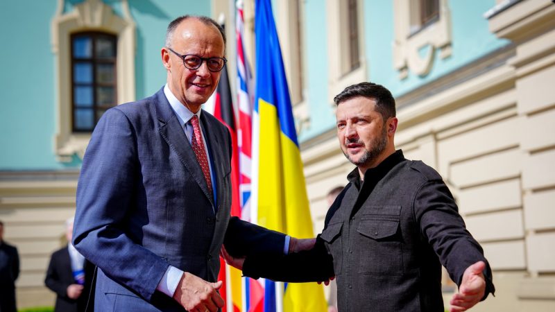 Zelensky refuzon propozimin e Merzit: Ukraina meriton anëtarësim të plotë në BE