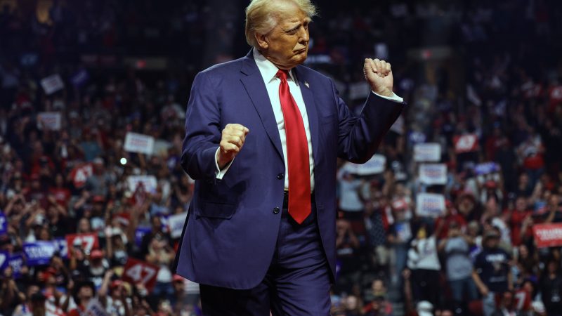 Trump sot feston ditëlindjen, ja sa vite i mbush