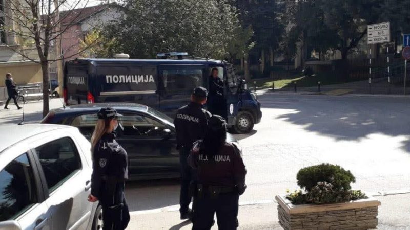 Polici përplas për vdekje këmbësorin dhe ik nga vendi i aksidentit, arrestohet më pas