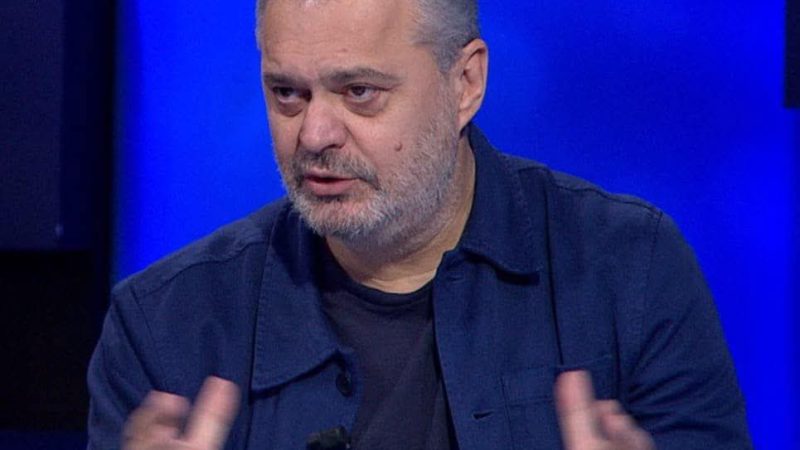 Ben Blushi revoltohet me protestuesit: Injorantë me plan, keni urrejtje!