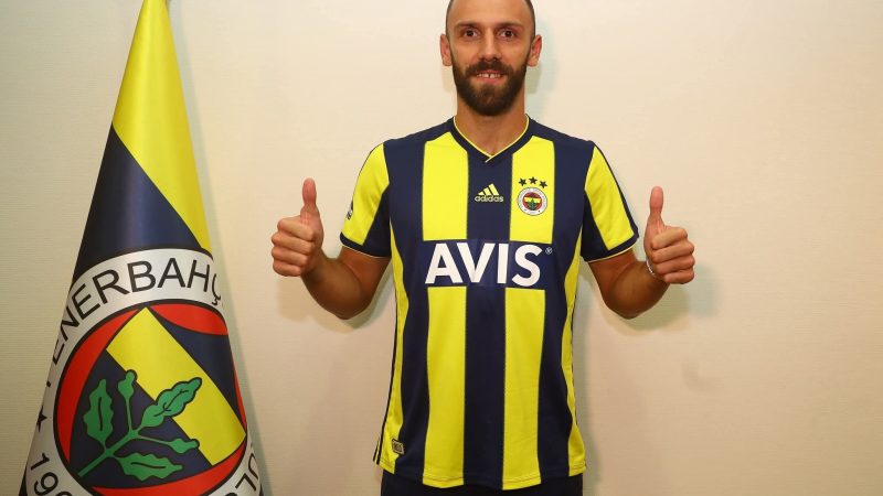 ZYRTARE: Vedat Muriqi rikthehet te Fenerbahçe