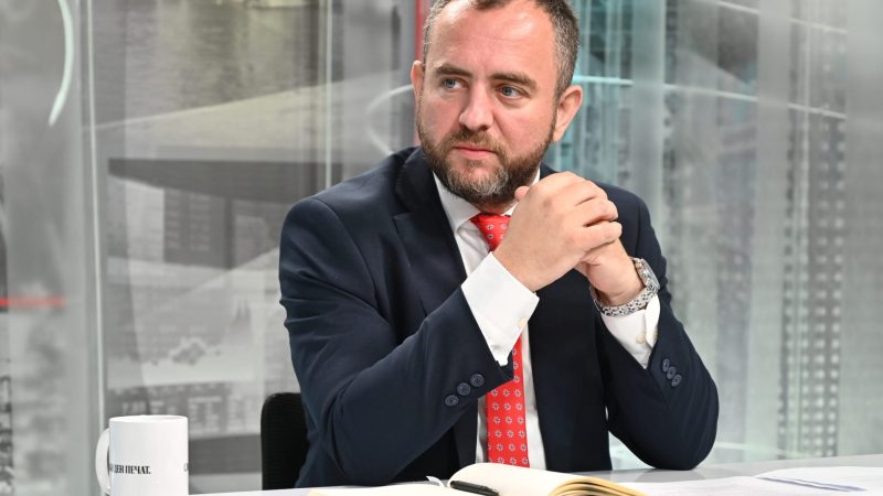 Toshkovski akuzon komunën e Gostivarit për “kaosin me ujin e pijshëm”, ja deklarata e tij