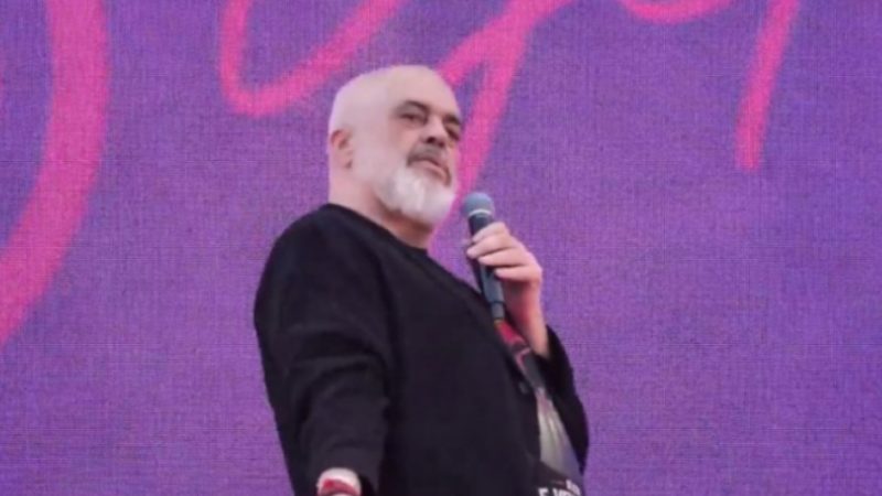 Rama kapet sërish me blogeret: Ishalla u këputet lidhësja