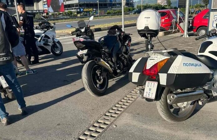 Aksion i madh në Tetovë: 40 motoristë kapen pa helmetë, tre të arrestuar dhe tre motoçikleta të konfiskuara