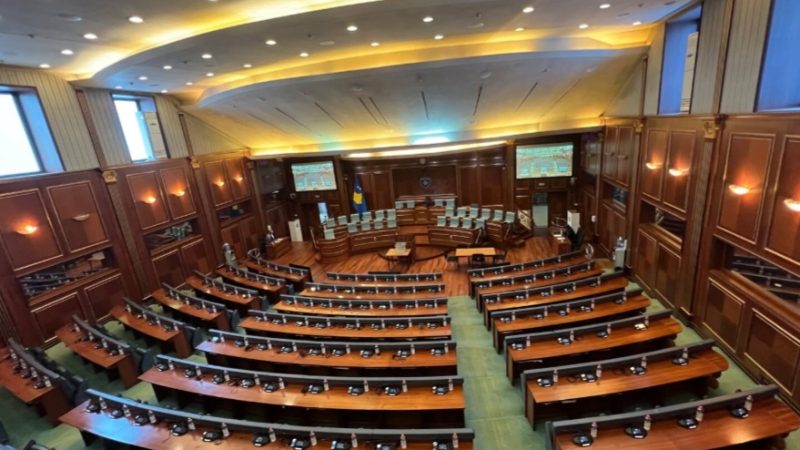 VV-ja siguron ulësen e 53-të në Kuvend, LDK-ja e humb një deputet