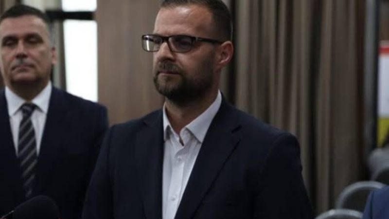 Vdekja e të riut nga Dobroshti, Memishi ngushëllon: Zoti e mëshiroft, jemi pranë familjes në këto momente të vështira