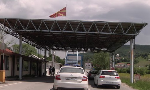 arrestohet-nje-54-vjecar-nga-xhepcishti-ne-piken-kufitare-jazhince-u-soll-agresivisht-ndaj-nje-doganieri-detajet