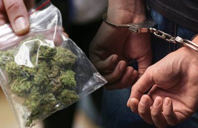 Arrestohen tre të rinj nga Pallçishti në Tetovë, iu gjet marijuanë dhe grirëse