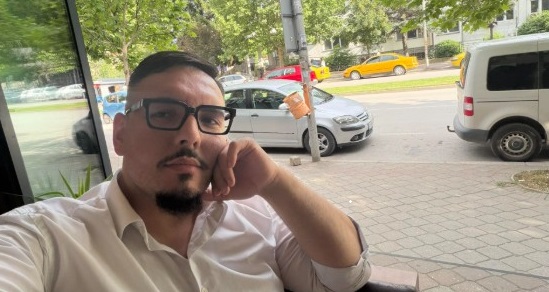 Kërcënohet gazetari Nevrij Ademi nga njeriu i afërt i Blerim Bexhetit: “Matu mirë para se të flasësh”