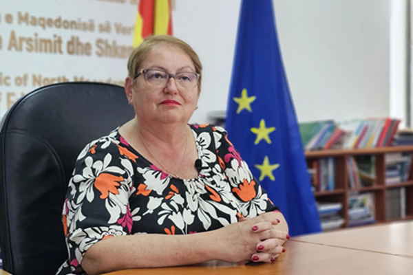 “Rikonstruimi”/ Vesna Janevska nuk do të jetë ministre e Arsimit, ja kush pritet ta zavendësoj