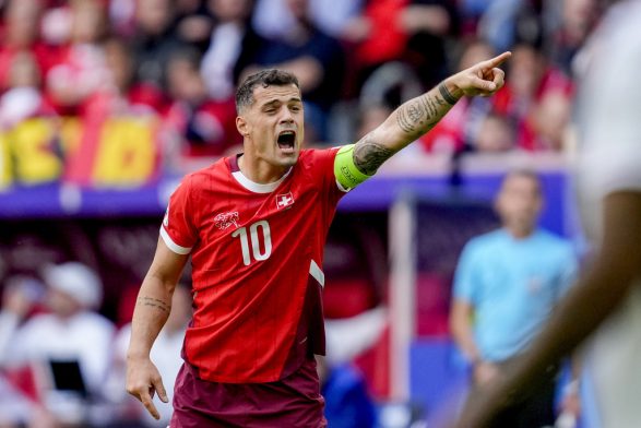 Xhaka shpërthen ndaj shokëve të skuadrës, fjalimi i kapitenit zgjon Zvicrën ndaj Kolumbisë