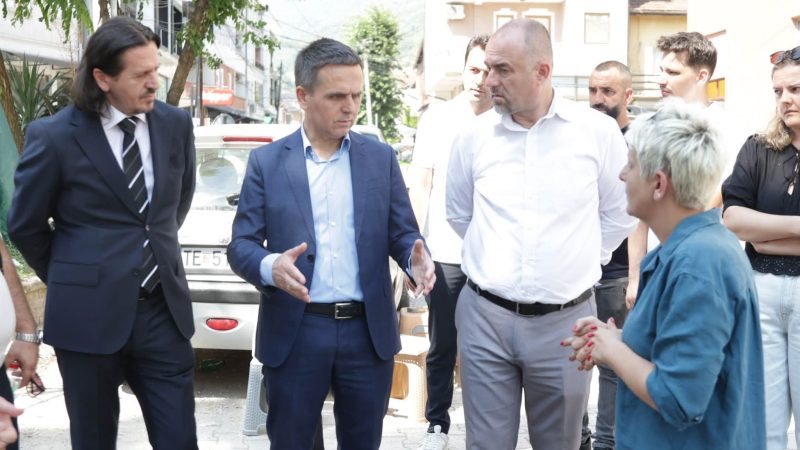 Kasami nis ndërtimin e Kullës së Sahatit: Po rikthejmë një simbol të historisë së Tetovës