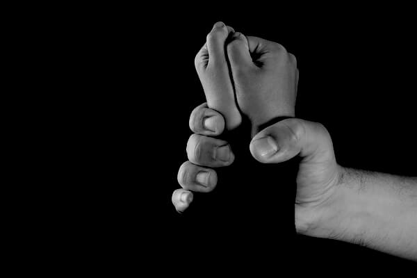 Arrestohet 61-vjeçari nga Tetova, dyshohet për ngacmim seksual të një 20-vjeçare
