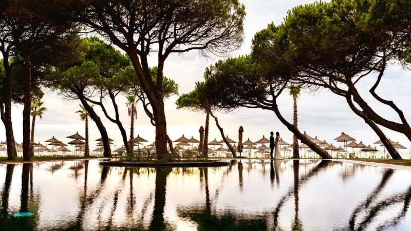 Arrestohen administratori dhe katër punonjës të një resorti në Golem, dyshohet se izoluan inspektorët e Tatimeve