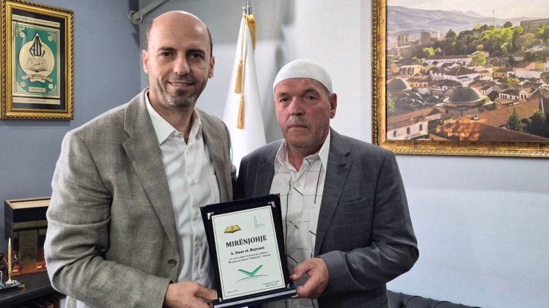 Pas 40 vitesh shërbim në Xhaminë “Dëshmorët” në Haraçinë, Daut ef. Bajrami pensionohet nga detyra e imamit