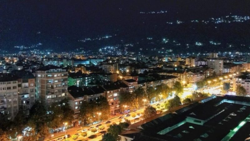 Nesër pa energji elektrike një pjesë e Tetovës dhe disa fshatra të komunës Tearcës, publikohen oraret e ndërprerjeve