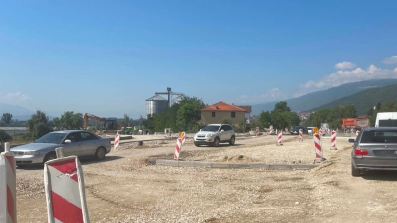 Çfarë po ndodh? Në mesin e kaosit të trafikut veror u shty afati për përfundimin e Qarkores së Tetovës!