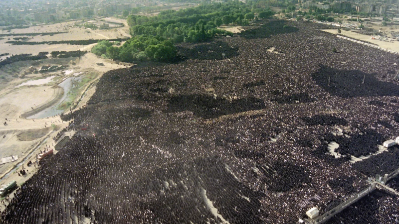 Rreth 10.2 milionë persona, Irani organizoi edhe në vitin 1989 një funeral masiv për udhëheqësin e tij suprem