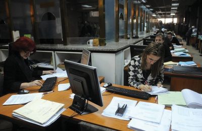 Lajm i mirë për administratorët, pagat do të rriten – ja sa përqind