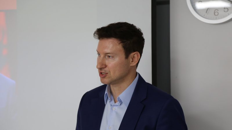 Helmimi “masiv” nga uji në Gostivar dhe heshtja e pa shpjegueshme e Ambasadorit Denion Meidani!