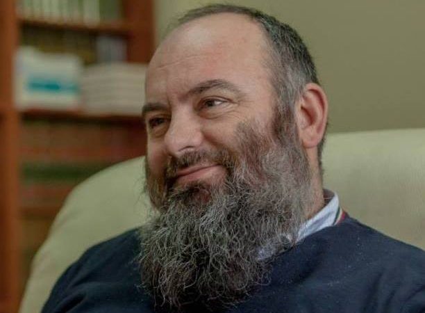U shpall ‘non grata’ nga Shqipëria, reagon Hoxha: Kam qenë pjesë e luftës në Kosovë!