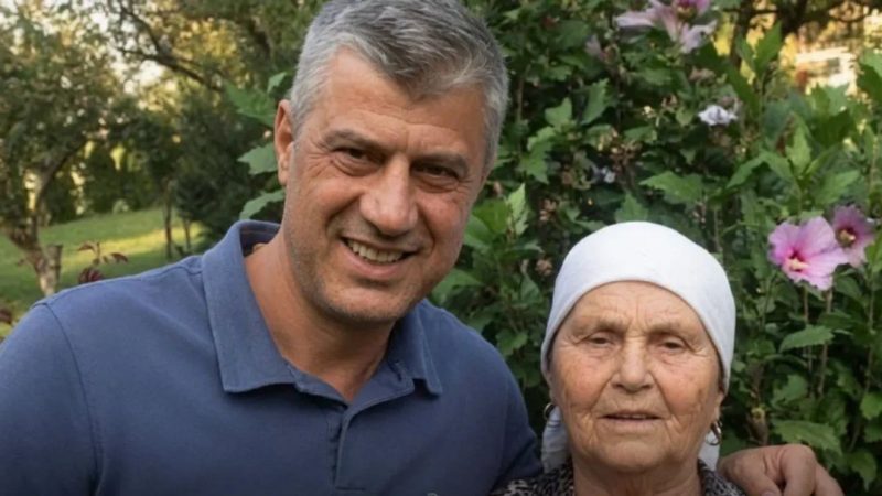 Edhe këtë ditëlindje pa të birin pranë, nëna e Thaqit mbush 89 vjet