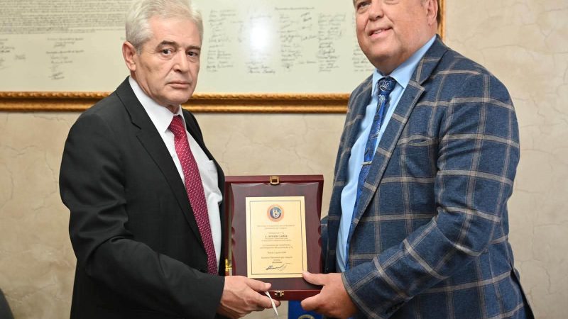 Ali Ahmeti pret në takim lamtumirës ambasadorin çek Jaroslav Ludva
