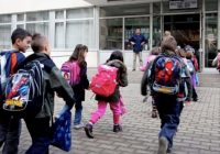 Malësia e Tetovës po mbetet pa nxënës, në të gjithë shtetin po bie numri i filloristëve