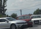 Aksident trafiku në fshatin Sllatinë, përplasen dy vetura  – ja detajet