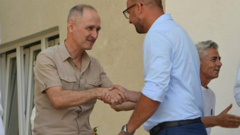 Daut Memishi zgjidh një tjetër problem të trashëguar: Nisin pagesat jubilare për mësimdhënësit në Komunën e Tearcës
