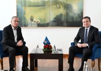 Bedri Hamza i shkon në takim Albin Kurtit