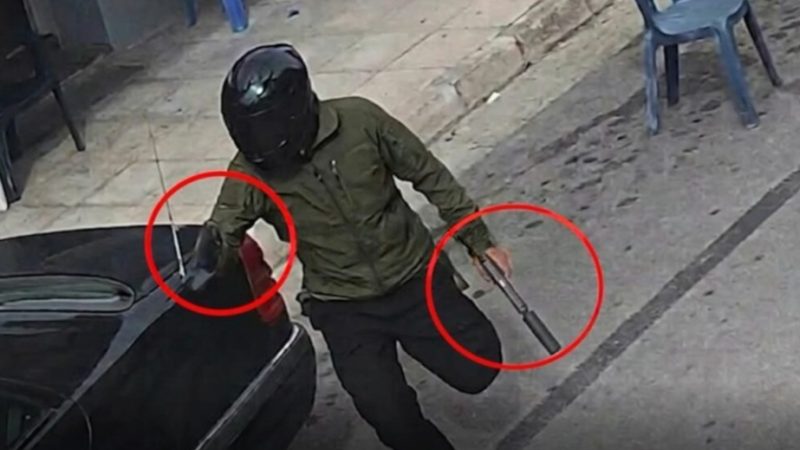 Të maskuar kokë e këmbë, dalin pamjet nga vr-asja e Artan Myrtajt në Sarandë, autori shfaqet me dy ar’më
