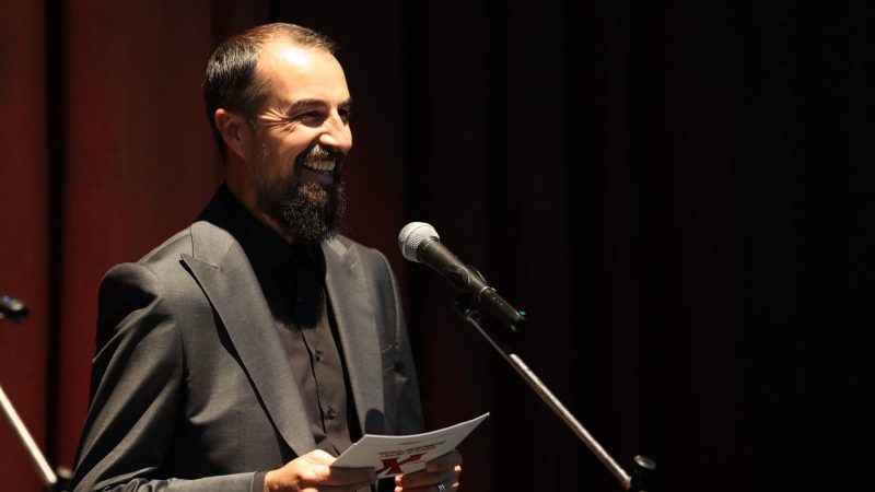 Hasim Memishi: Dy vjet në krye të Teatrit të Tetovës, 10 premiera dhe 13 çmime